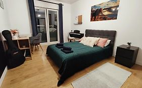 Aura Grand Apartament